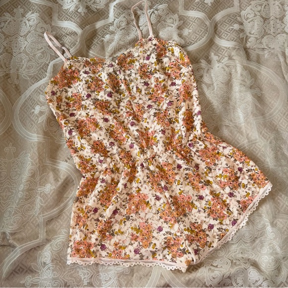 Victoria's Secret Lace Floral Romper - Picture 1 of 3